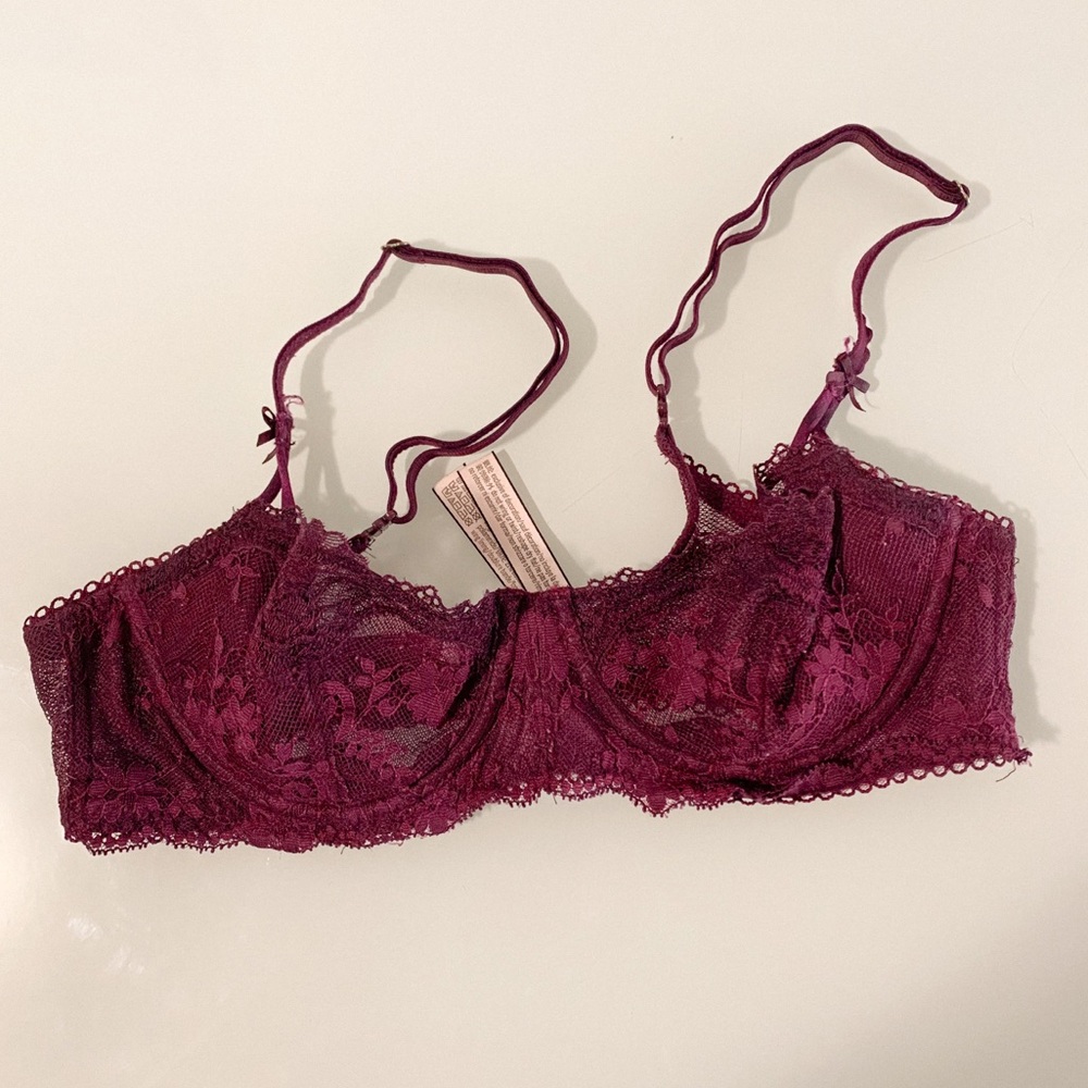 VICTORIA SECRET - Unlined, Wicked Bra